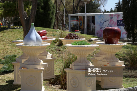 باغ فدک در هشتمین روز بهار