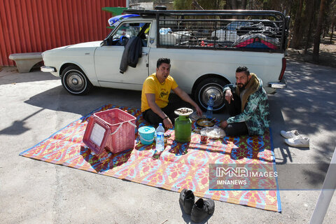 نهمین روز تعطیلات نوروزی در باغ فدک