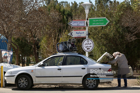 دهمین روز بهار در باغ فدک