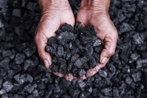 حمایت مالی لهستان برای خرید زغال سنگ توسط شهروندان