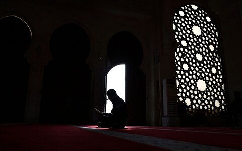 Muslims around the world celebrating Ramadan
