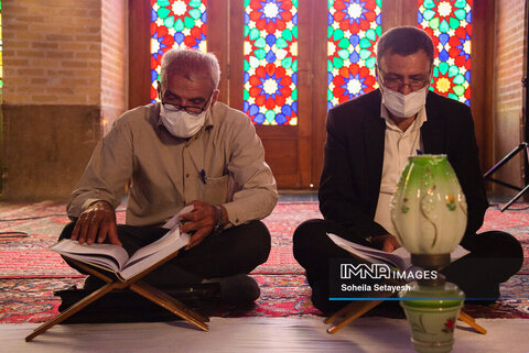 مراسم ترتیل خوانی و تفسیر قران کریم در مسجد نصیر الملک شیراز