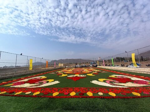کاشت بیش از ۱۰ هزار مترمربع فرش گل در سیرجان