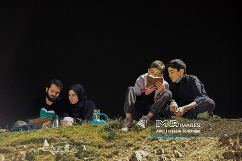 احیای شب بیست و یکم ماه رمضان در همدان