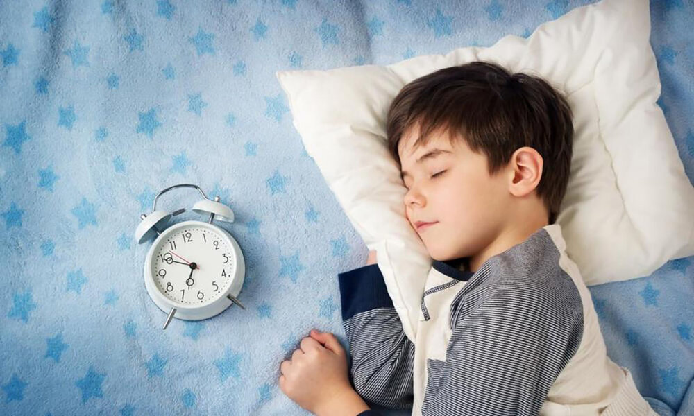 چگونه خواب کودکان را منظم کنیم؟