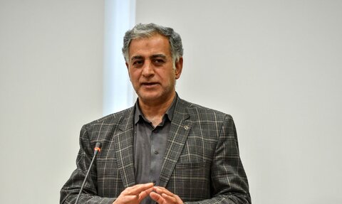 تاکید شهردار اراک بر تسریع در راه‌اندازی سیستم فراکارت اتوبوس‌ها