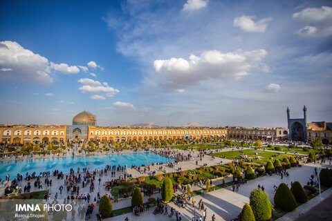 لزوم بازنمایی فرهنگ سترگ اصفهان