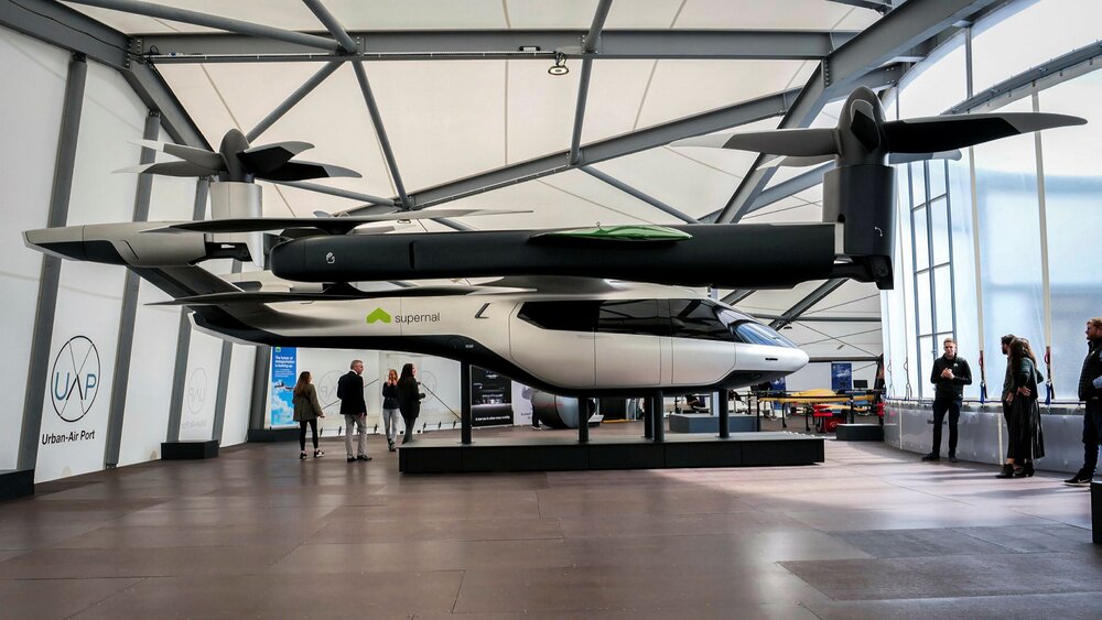 انگلستان، میزبان اولین فرودگاه  خودروهای پرنده در جهان 