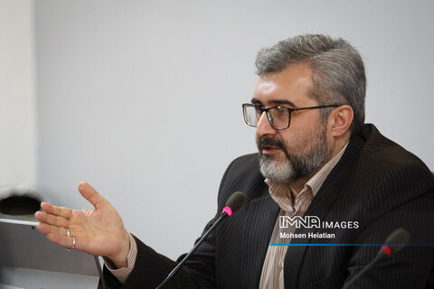 تبدیل وضعیت کارکنان ایثارگر حائز شرایط در شهرداری اصفهان انجام شده است
