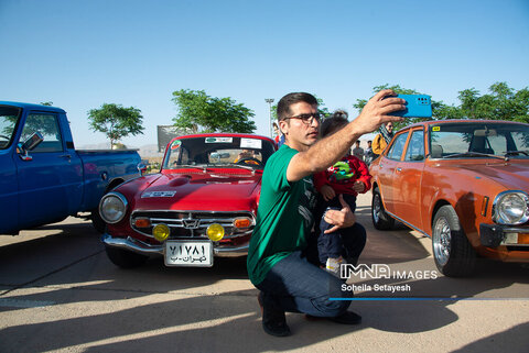 گردهمایی خودروهای تاریخی در شیراز
