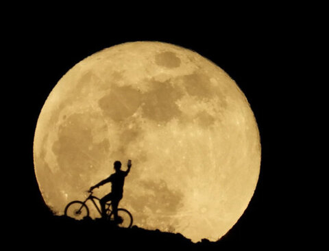 رصد «ماه کامل گل» را از دست ندهید