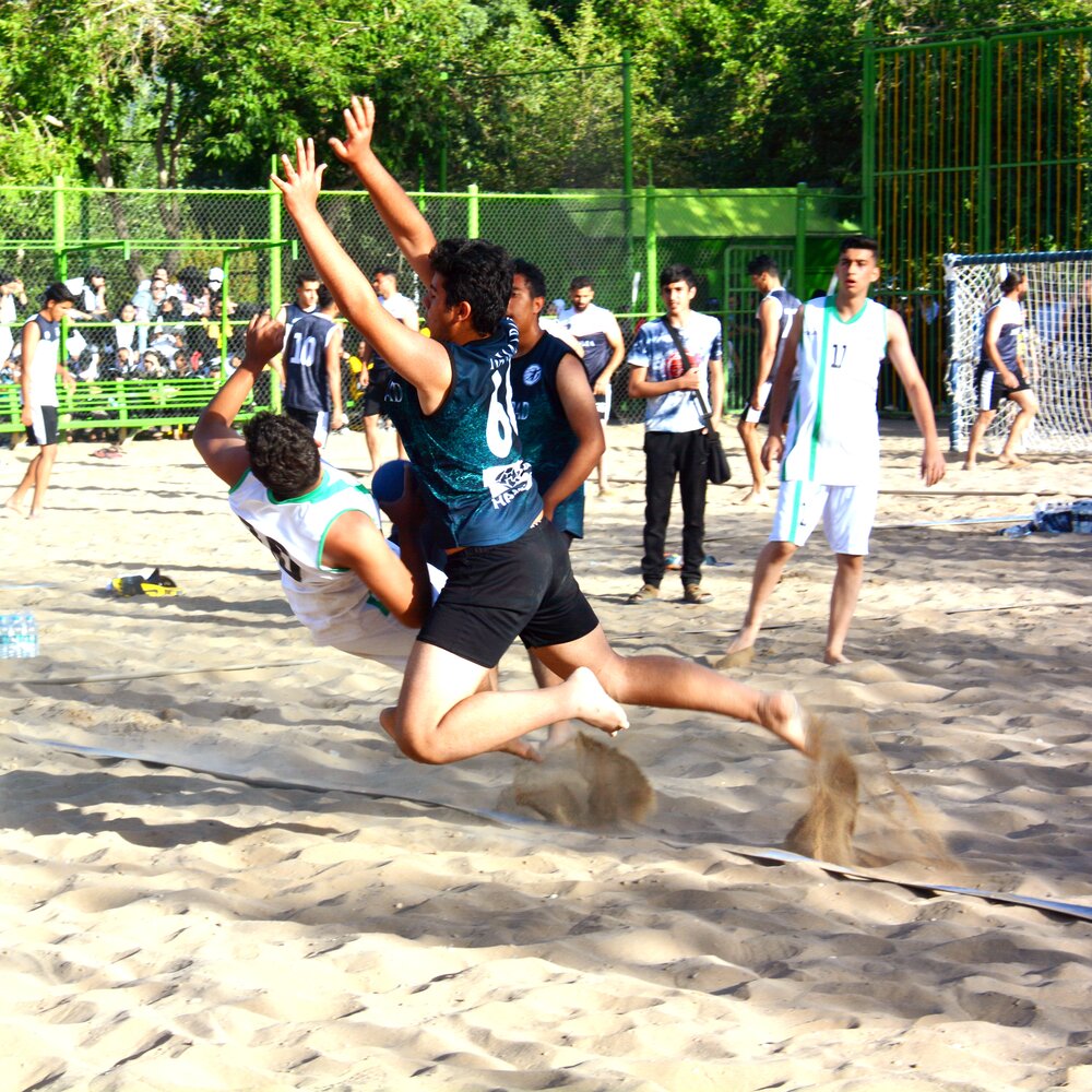 برگزاری هشتمین دوره مسابقات هندبال ساحلی