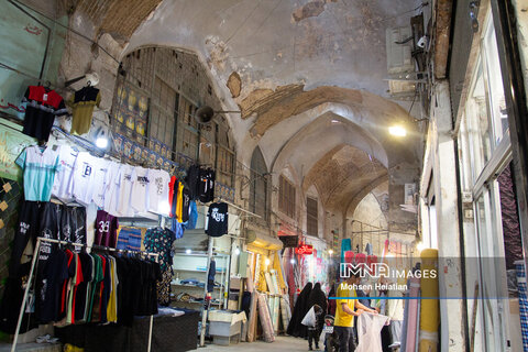 رخت ناایمن بر تن بازار اصفهان