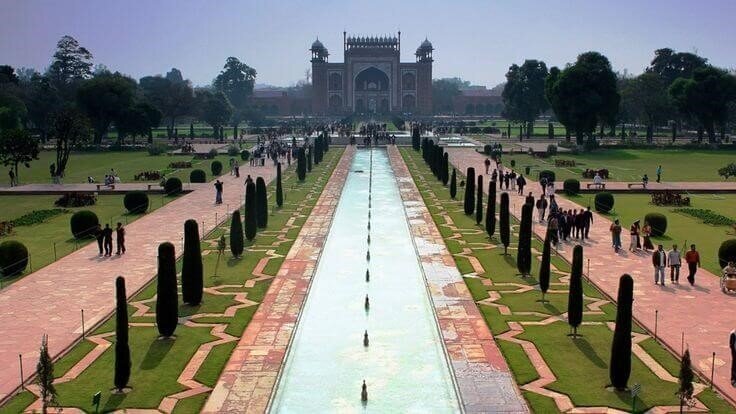 زیباترین جاذبه‌های فرهنگی خواهرخوانده پاکستانی اصفهان
