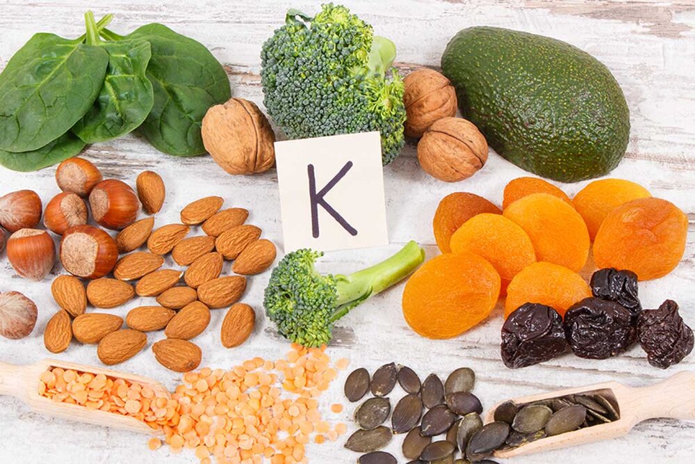 مواد غذایی سرشار از ویتامین K چیست؟