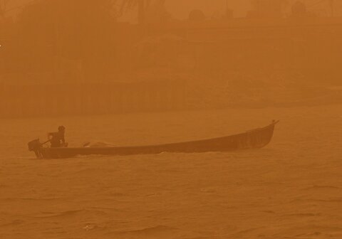 Dust-storms cast dangerous haze over Middle East