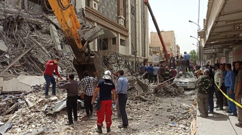 پایان عملیات آواربرداری منازل تخریب شده منطقه ۲ یزد 