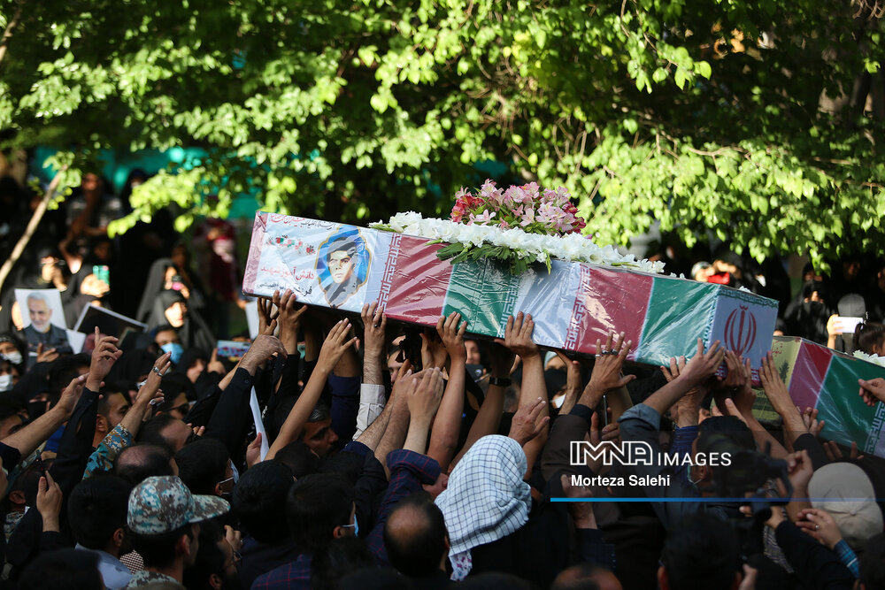 پیکر پنج شهید مدافع حرم ۱۳ مرداد در تهران تشییع می‌شود