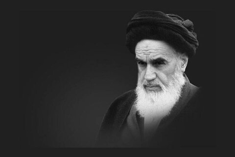  Iranians begin marking 33rd anniversary of passing of Imam Khomeini 