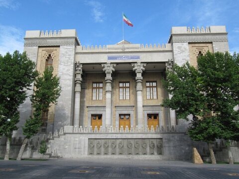 وزارت امور خارجه ایران ۳۴ نهاد و شخصیت انگلیس و اتحادیه اروپا را تحریم کرد