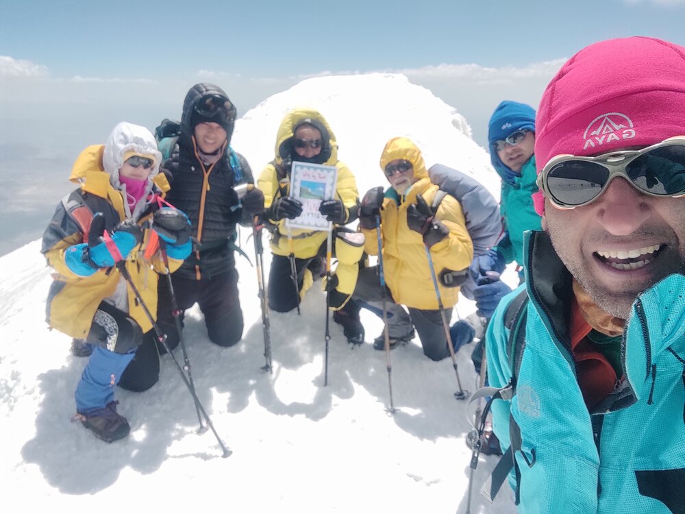 صعود ۴۱ نفر به قله ۵۱۳۷ متری آرارات در ترکیه