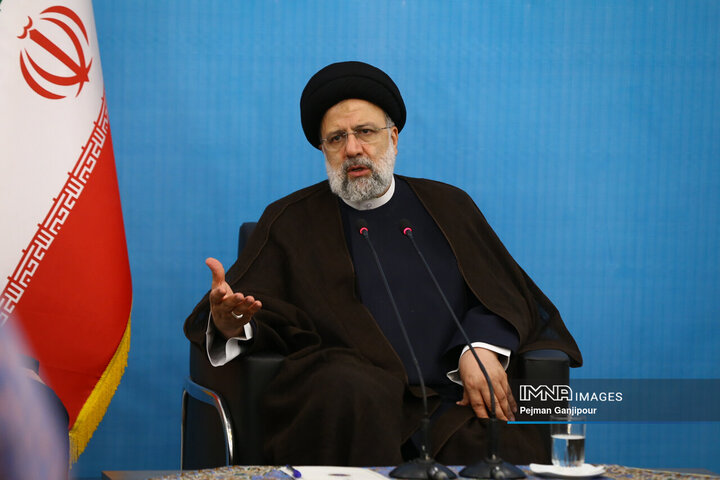 نشست خبری رئیس جمهور در اصفهان
