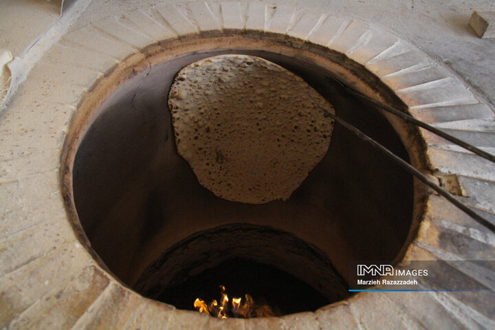 Isfahan's Komshecheh home of traditional breads