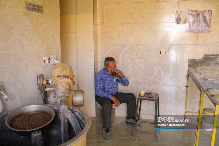 Isfahan's Komshecheh home of traditional breads