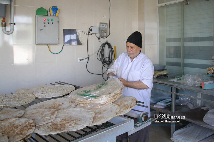 Isfahan's Komshecheh home of traditional breads