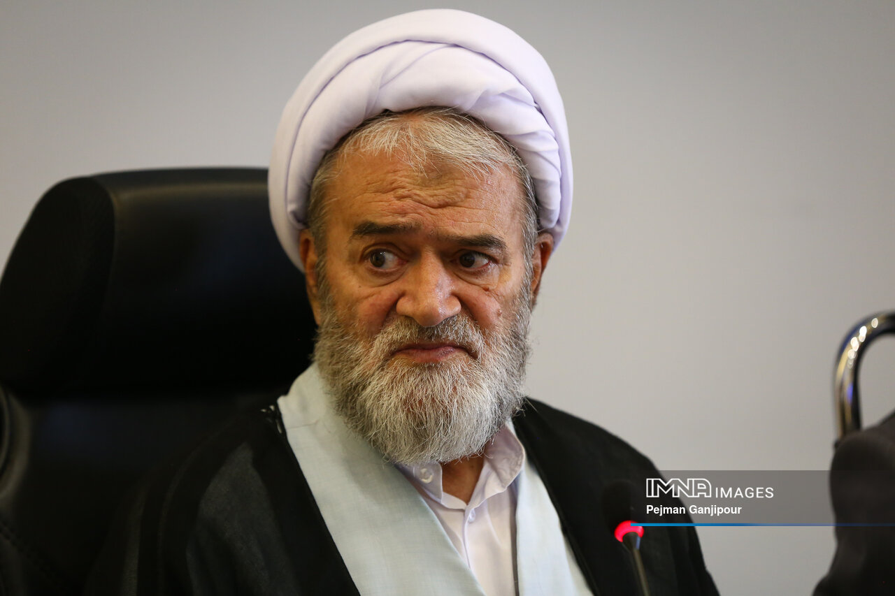 امام خمینی (ره) احیاگر نام خدا و طلایهدار آزادی ملتها