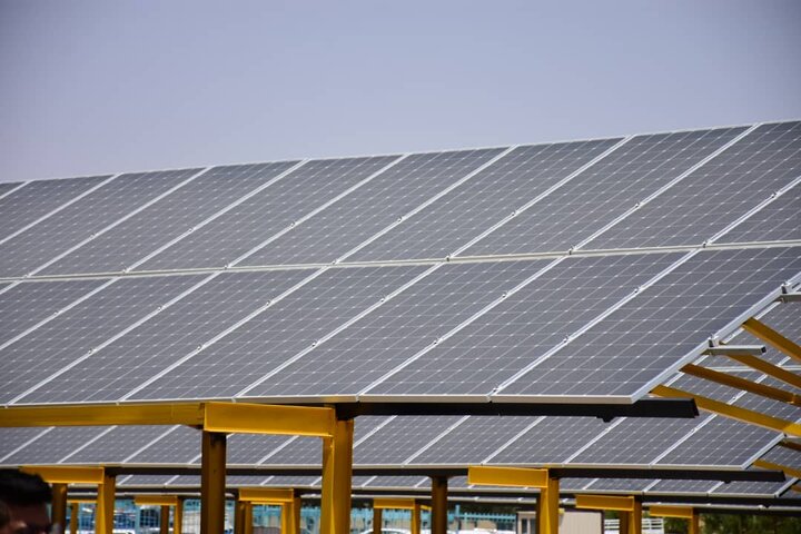 کسب درآمد پایدار با استفاده از ظرفیت نیروگاه خورشیدی شهر 
