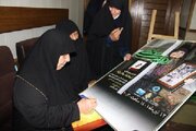 تجلیل از مادران ۸ شهید دفاع مقدس یزد در ویژه‌برنامه «روایت مادری»