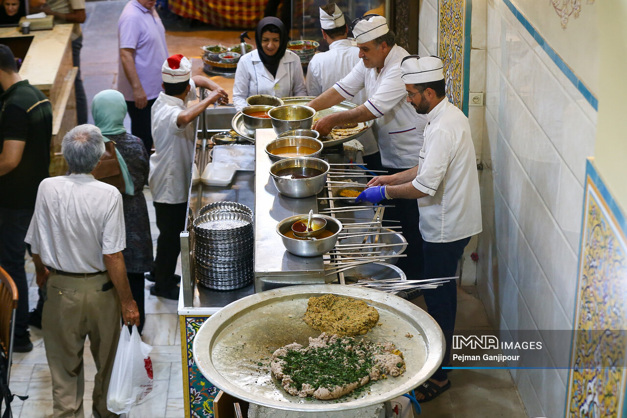 اصفهان غذا چی بخوریم؟