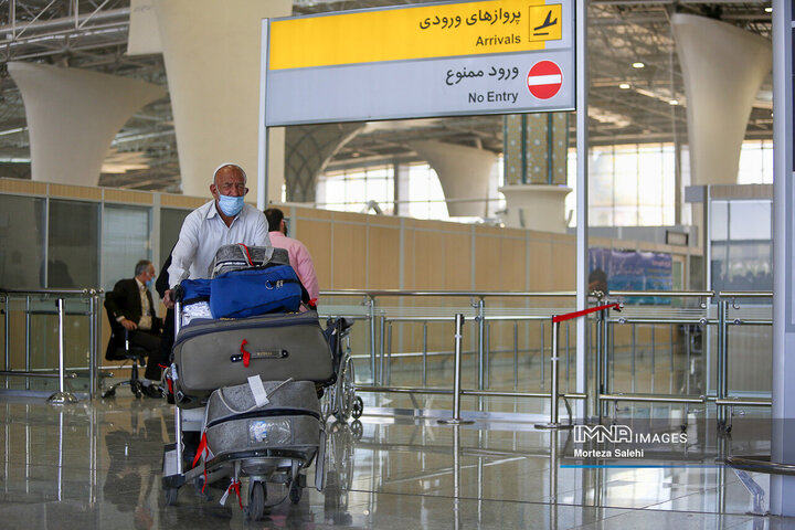 بازگشت اولین گروه از زائران سرزمین وحی