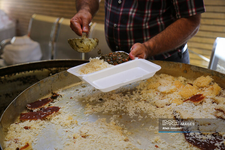 اطعام بزرگ عید غدیر در اصفهان