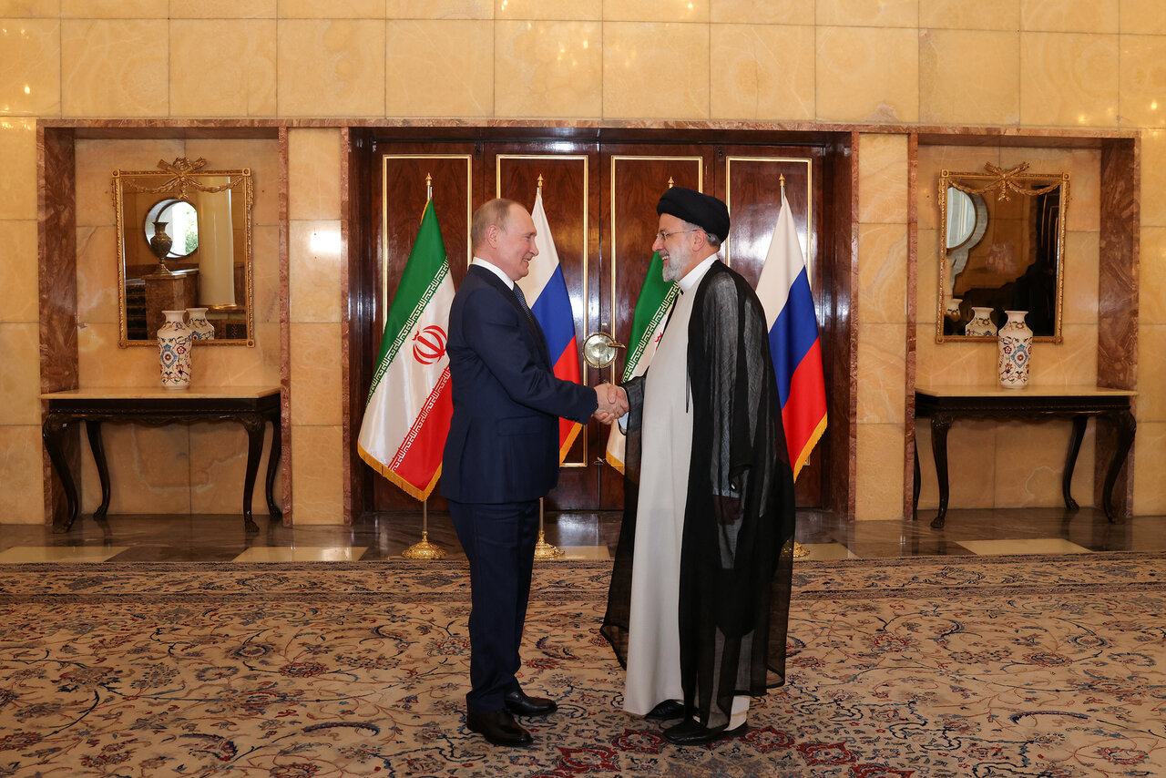 پوتین پس از ورود به تهران با آیت‌الله رئیسی دیدار کرد