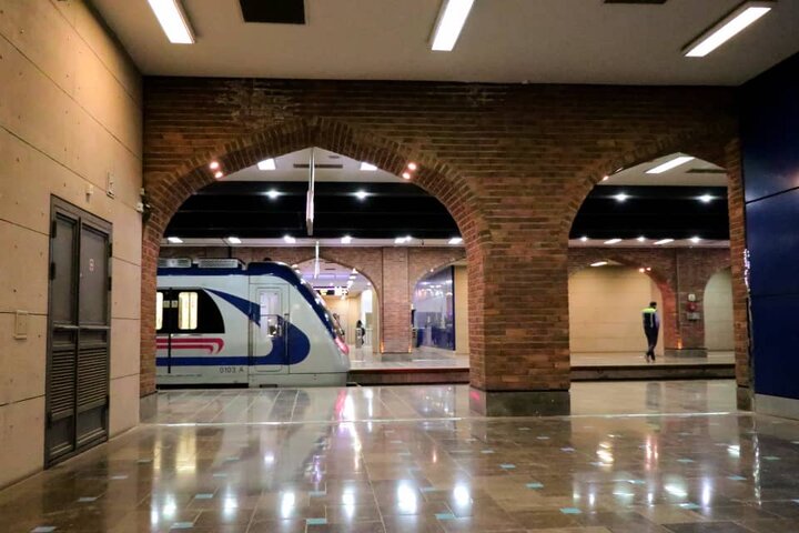 متروی اصفهان تا ساعت ۲۱ فعال است