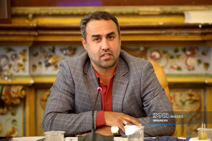 تجهیز سالن اجتماعات گلستان شهدای اصفهان به مراحل پایانی رسید تجهیز سالن اجتماعات گلستان شهدای اصفهان به مراحل پایانی رسید