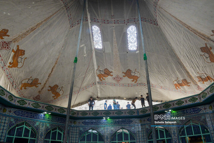 آیین سنتی برافراشتن خیمه های حسینی زرقان فارس