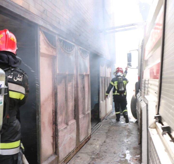 ۲ حادثه آتش‌سوزی توسط آتش‌نشانان مهار شد