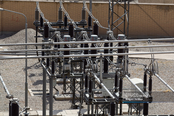 چالش‌های صنعت برق و وعده‌های تحقق نیافته وزارت‌ نیرو