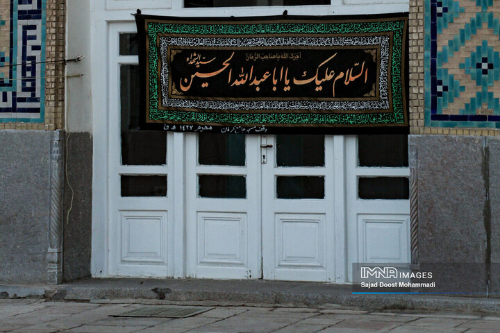 Iran shrouded in black, respecting Muharram
