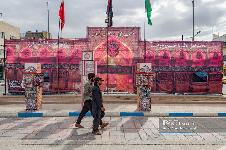 Islamic cities clad in black paying homage to Imam Hussain
