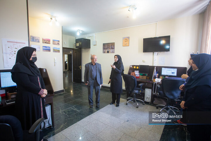 بازدید عضو شورای اسلامی شهر اصفهان از خبرگزاری ایمنا
