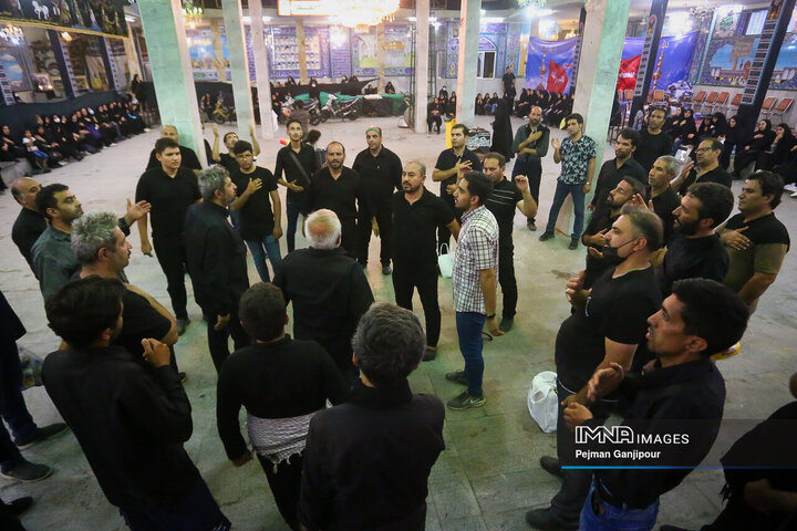 مراسم چهل و یک منبر در اصفهان