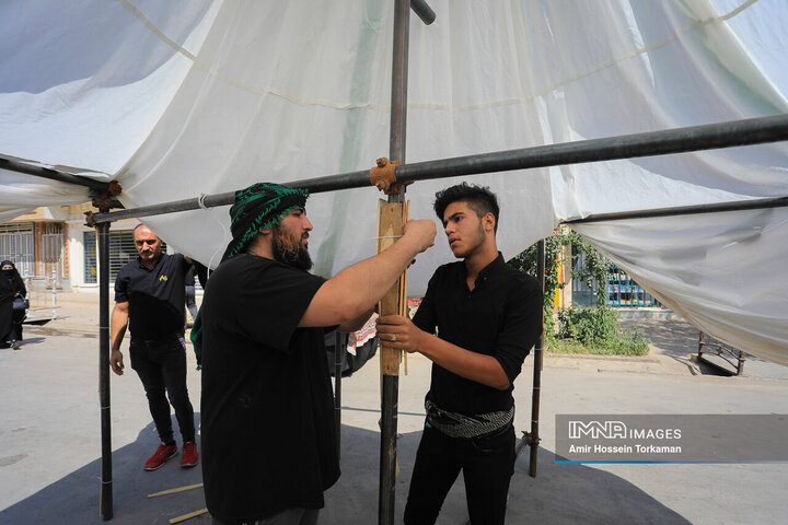 هیئت‌های مذهبی برای نصب داربست از شهرداری مجوز بگیرند