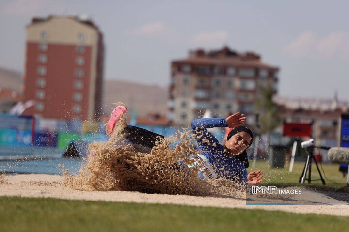 صعود ریحانه مبینی و مهدی پیرجهان به فینال پرش‌طول و دوی ۴۰۰ متر