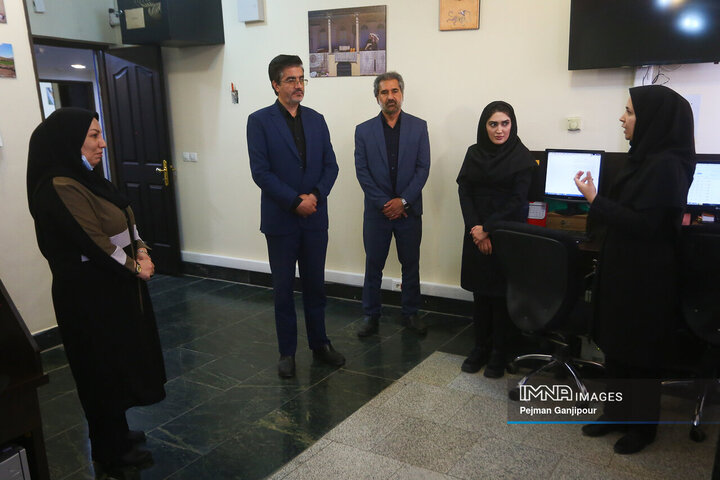 بازدید مدیرکل اتباع و مهاجران خارجی استانداری اصفهان از خبرگزاری ایمنا