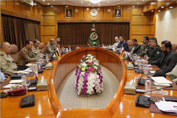 هشدار جانشین وزیر دفاع نسبت به زیان های مداخلات خارجی در منطقه