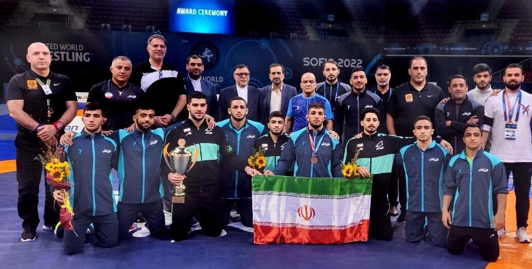 پیام تبریک مخبر به مناسبت قهرمانی تیم ملی کشتی جوانان ایران